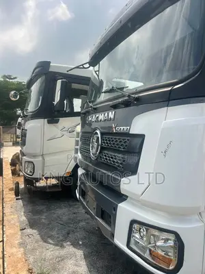SHACMAN Trailer Head