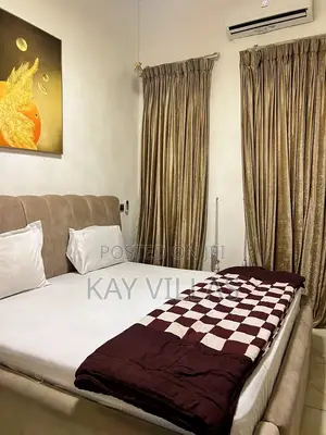 Luxury 1 Bedroom Shortlet With Snooker