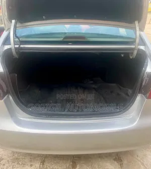 Hyundai Elantra 2008 Silver