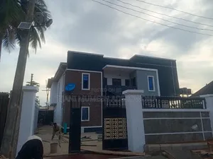 6bdrm Duplex in Ifesowopo Estate, Ibadan for sale