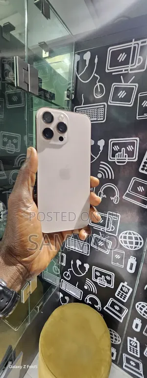 Apple iPhone 16 Pro Max 256 GB Rose Gold