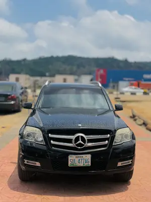 Mercedes-Benz GLK-Class 350 4MATIC 2010 Black