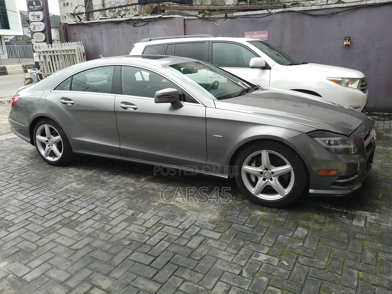 Mercedes-Benz CLS 2012 Gray