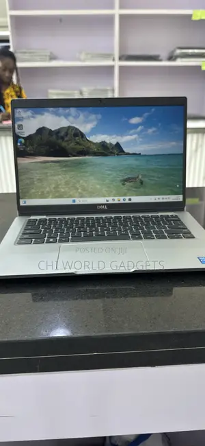 Laptop Dell Latitude 5320 8GB Intel Core i5 SSD 512GB