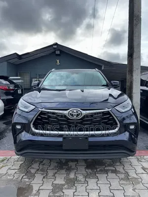 Toyota Highlander Limited 2021 Blue