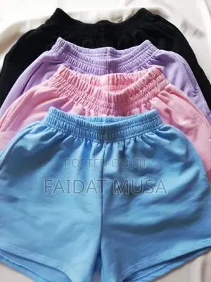Trendy Unisex Free Shorts – Available in Different Colours