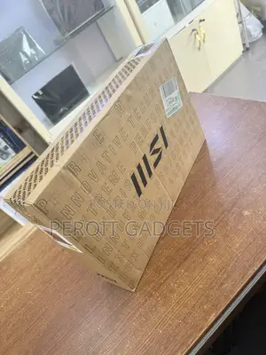 New Laptop MSI Katana 15 16GB Intel Core i7 SSD 512GB
