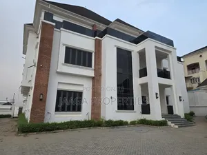 7bdrm Mansion in Guzape for sale