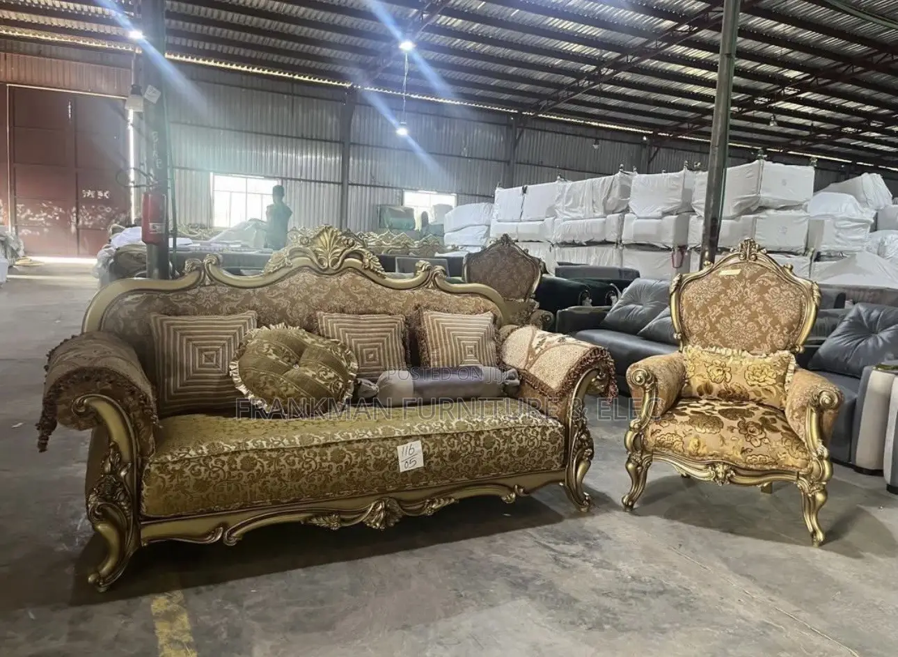 7 Seaters Royal Sofa Chairs