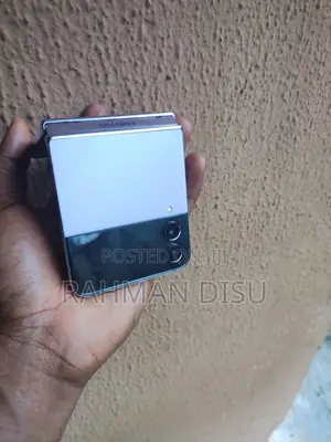 Samsung Galaxy Z Flip4 512 GB