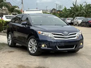 Toyota Venza LE 4dr Wagon (2.7L 4cyl 6A) 2015 Blue