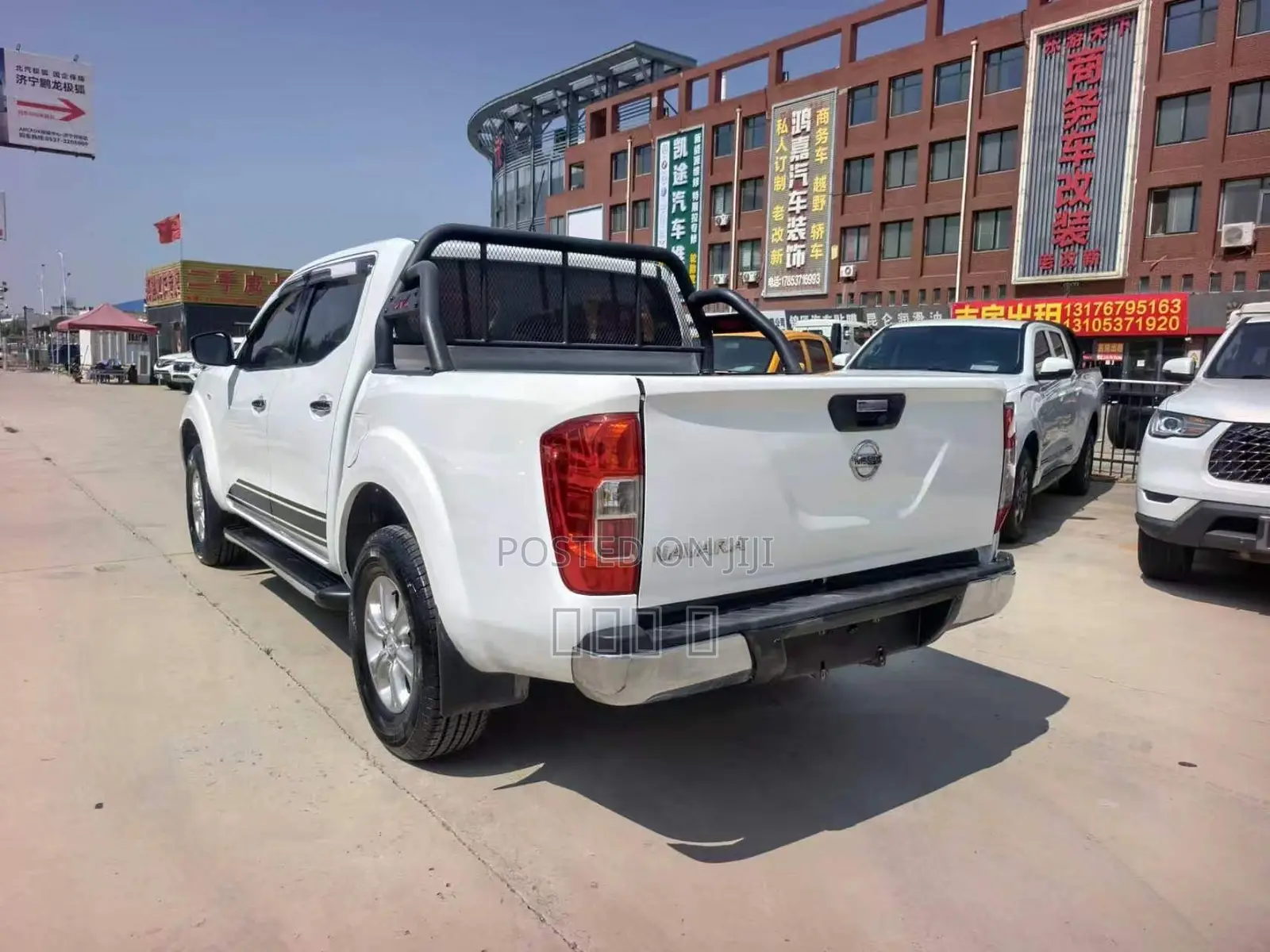Nissan Navara 2017 White