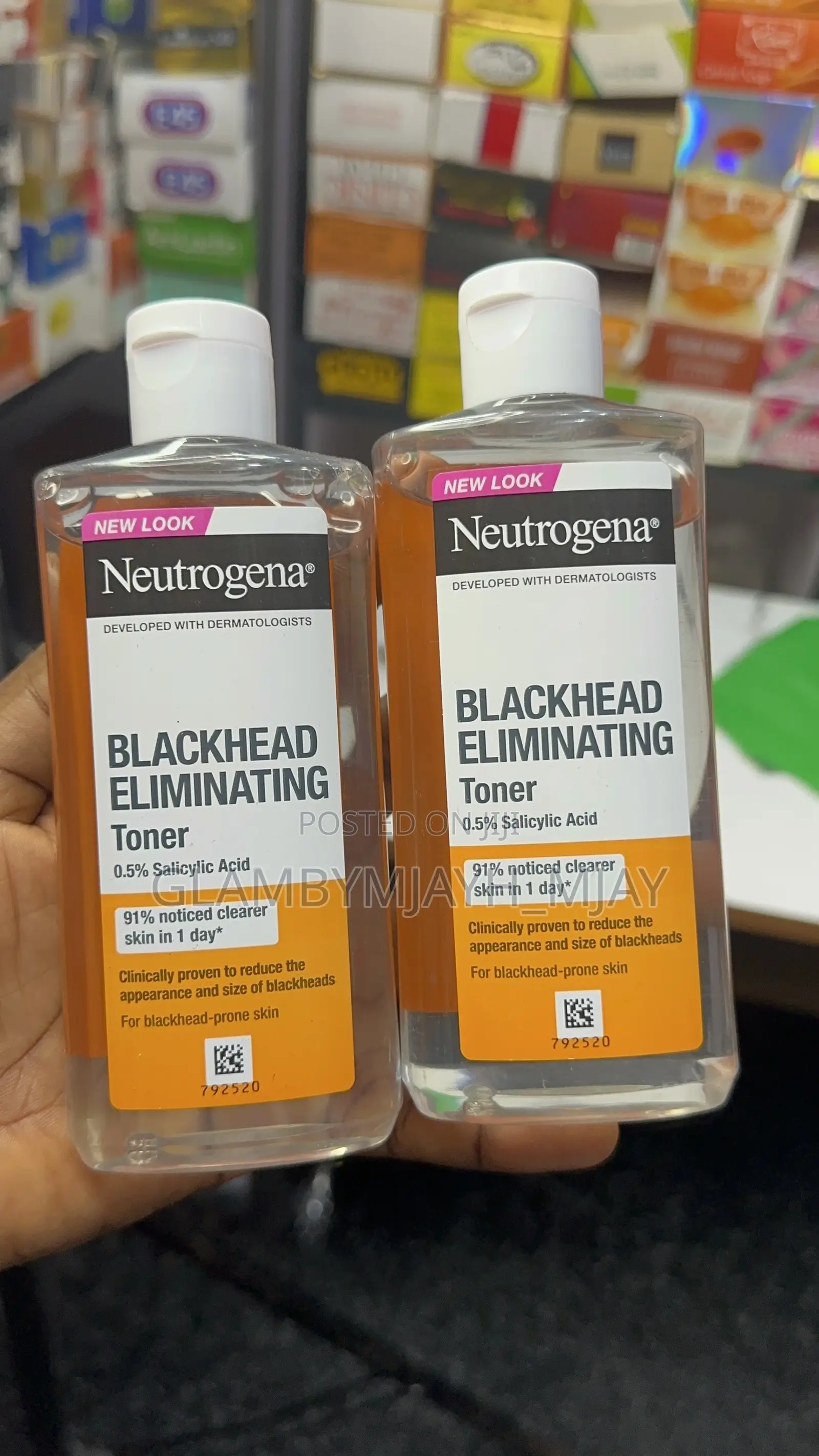 Neutrogena Blackhead Eliminating Cleanser