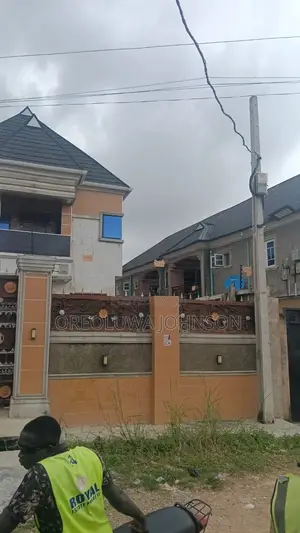 4bdrm Duplex in Royal Estate, Iseri Olofin for sale