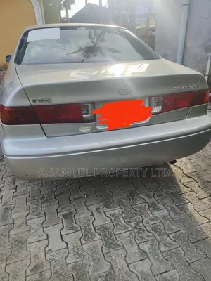 Toyota Camry XLE 4dr Sedan (2.2L 4cyl 4A) 2000 Gray