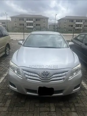 Toyota Camry 2010