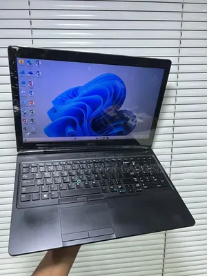 Laptop Dell Latitude 5590 8GB Intel Core i7 SSD 256GB