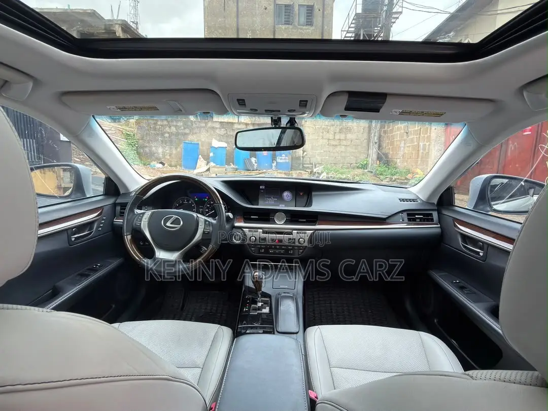 Lexus ES 2013 Silver