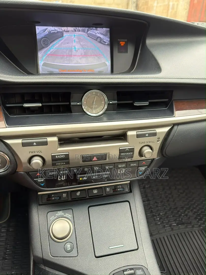 Lexus ES 2013 Silver