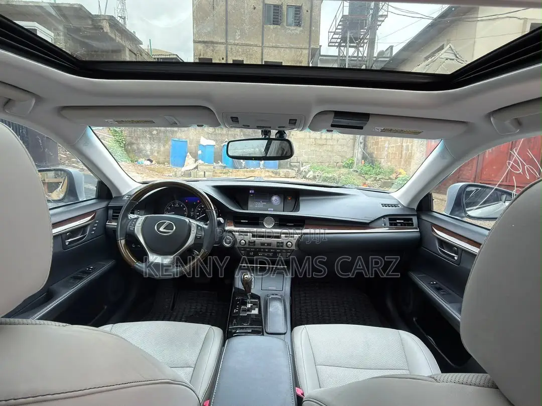 Lexus ES 2013 Silver