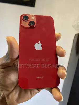 Apple iPhone 13 128 GB Red