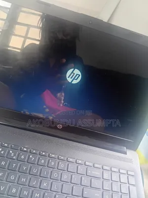 Laptop HP 8GB Intel Core i3 HDD 1T