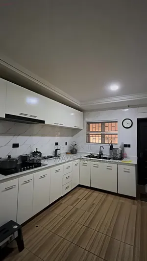 4bdrm Townhouse/Terrace in Brains And Hammers, Galadimawa for sale