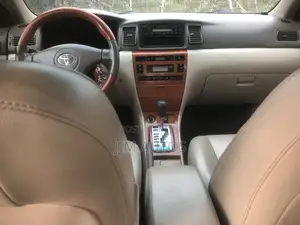 Toyota Corolla 2004 Gray