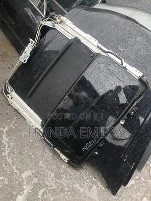 Roof Glass for Honda and Acura Available
