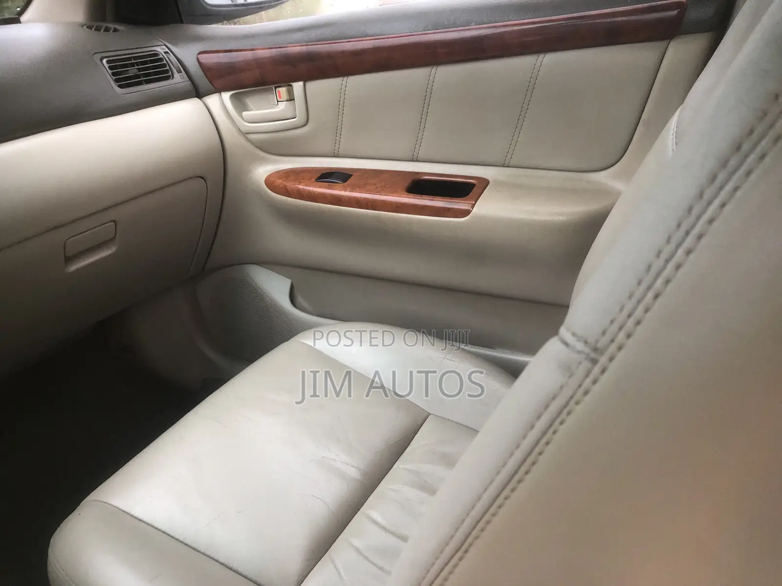 Toyota Corolla 2004 Gray