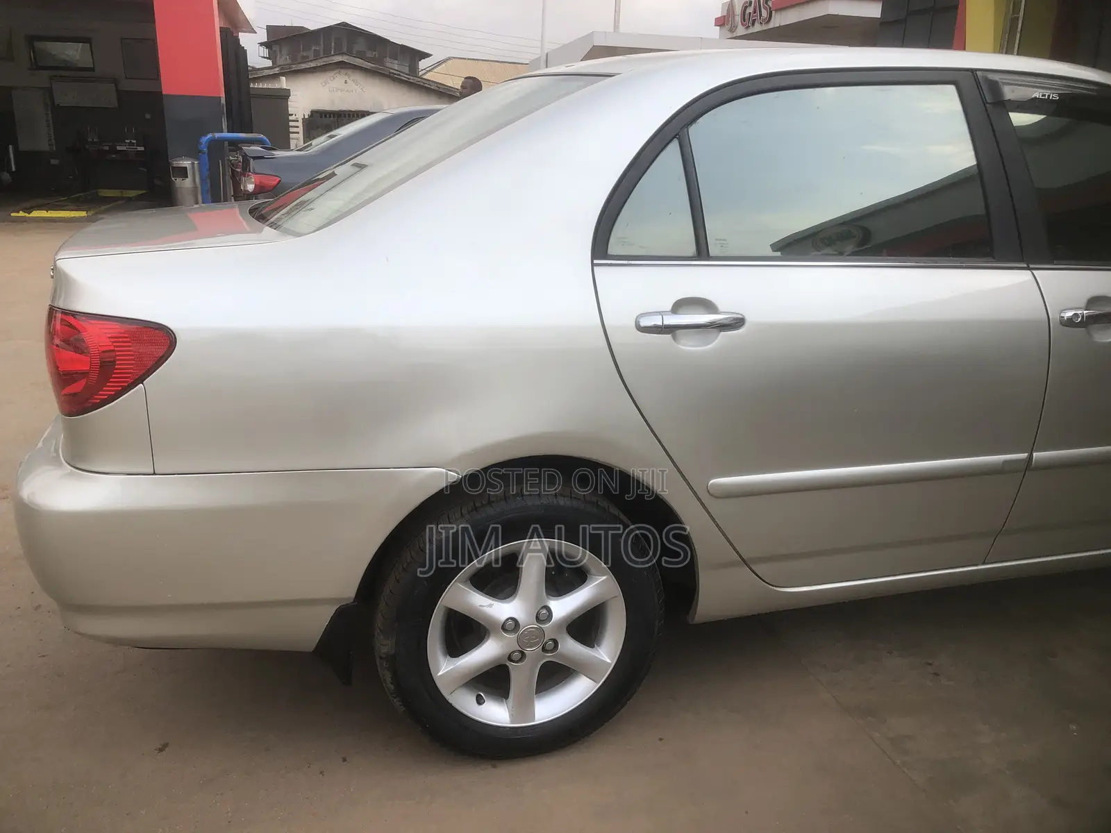 Toyota Corolla 2004 Gray