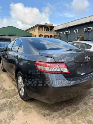 Toyota Camry 2011 Gray