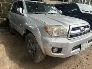 Toyota 4-Runner 2006 Silver