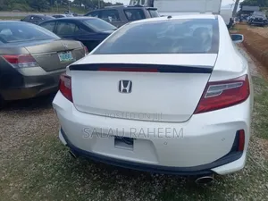 Honda Accord 2017 White