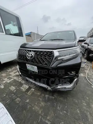 Toyota Land Cruiser Prado 2.7 i 2012 Black
