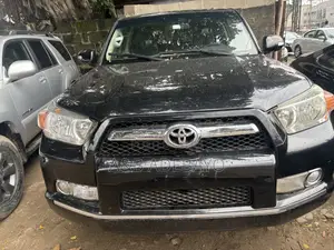 Toyota 4-Runner 2012 Black