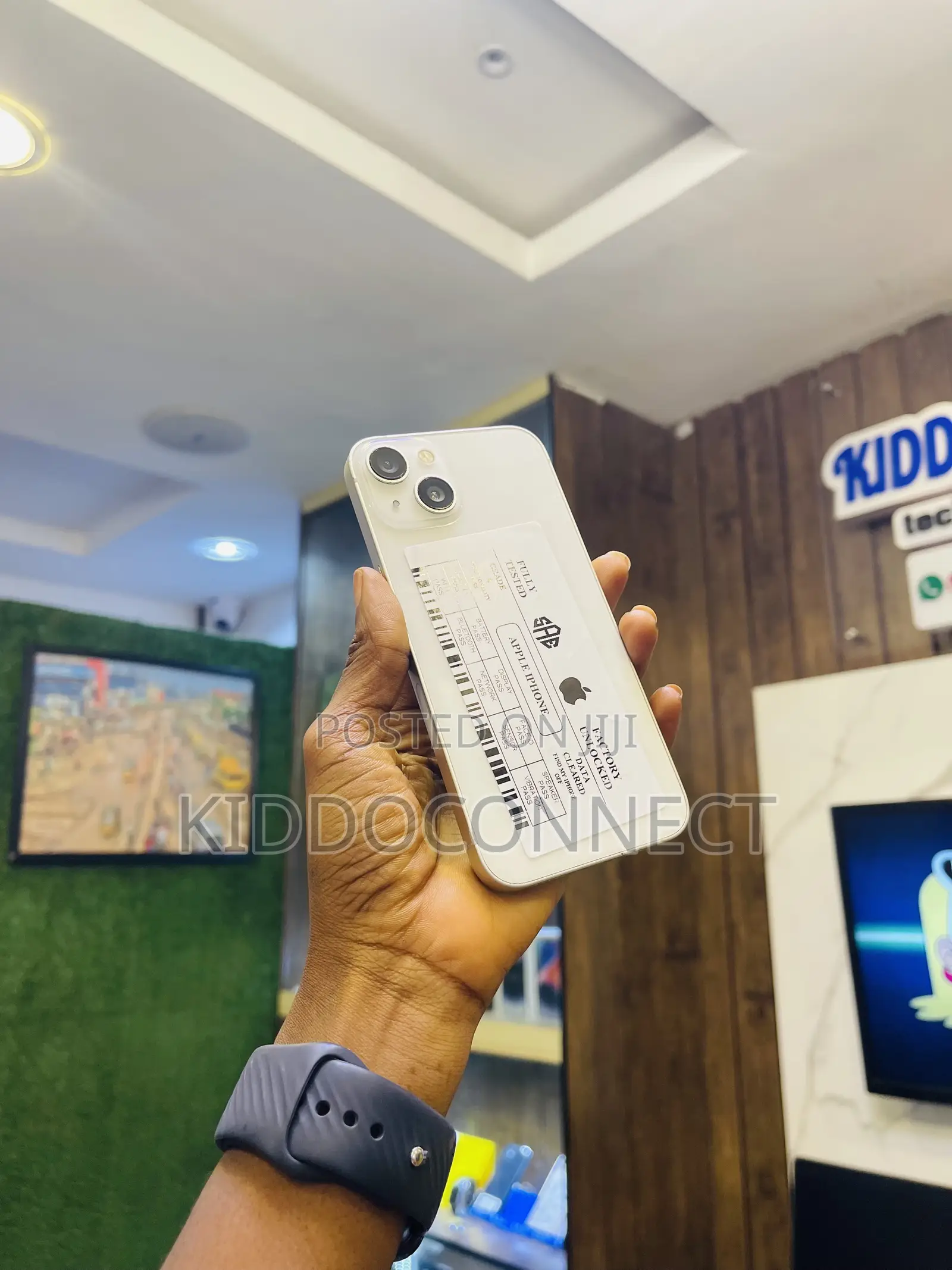 Apple iPhone 13 128 GB White