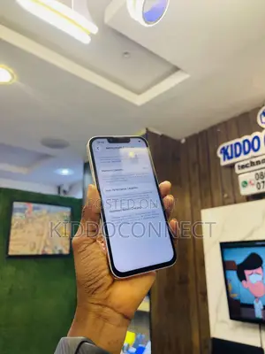 Apple iPhone 13 128 GB White