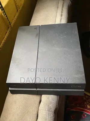 Pristine Clean PS4 Fat