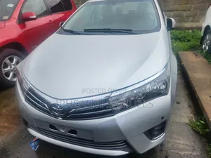 Toyota Corolla 2015 Silver
