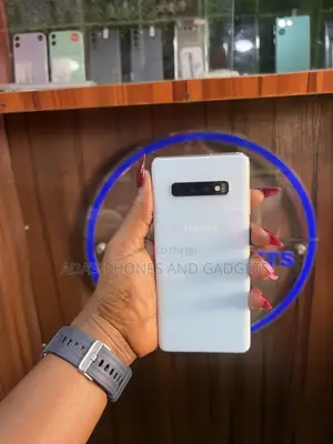 Samsung Galaxy S10 Plus 128 GB Blue