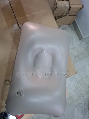 21 Hole Air Bed