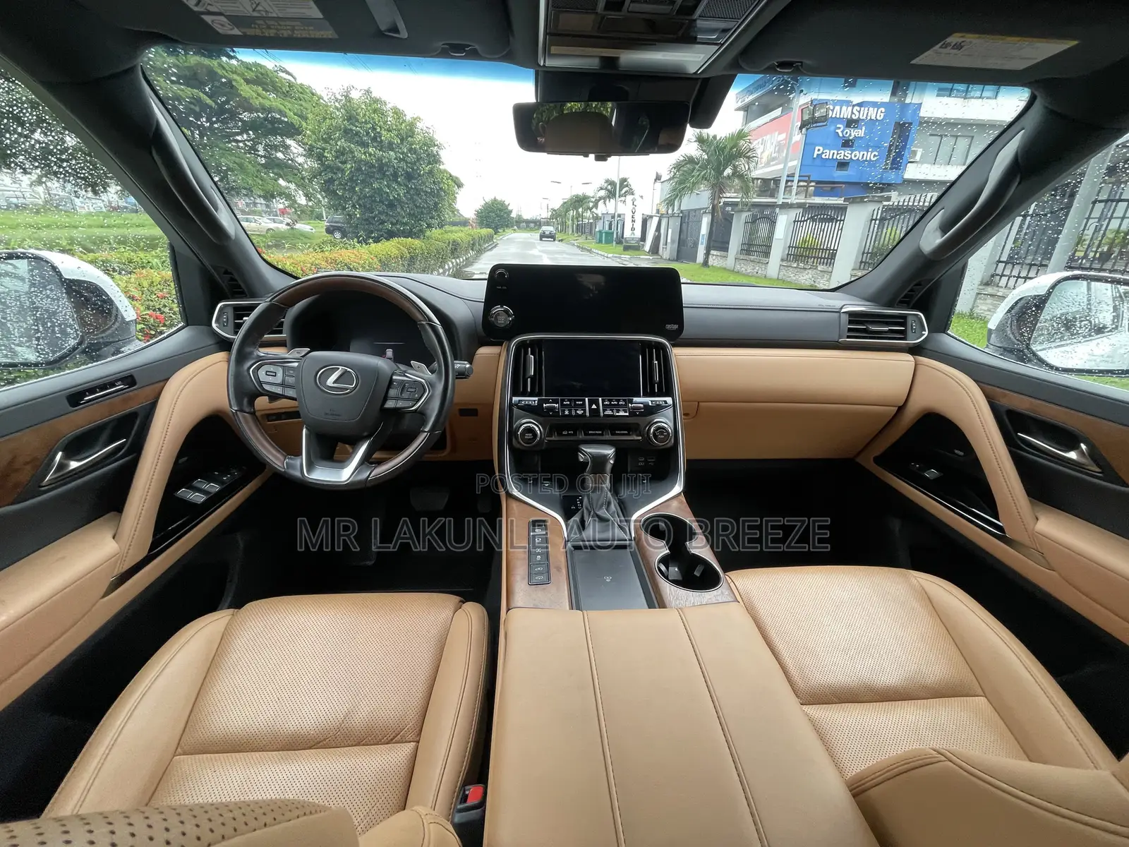 Lexus LX 2022 White