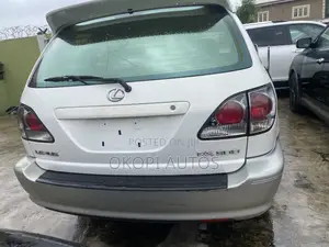 Lexus RX 2002 White