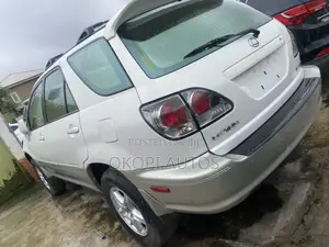 Lexus RX 2002 White