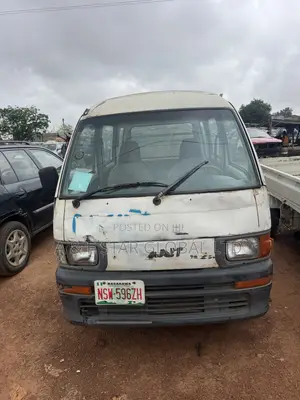 Suzuki Every 1999 White