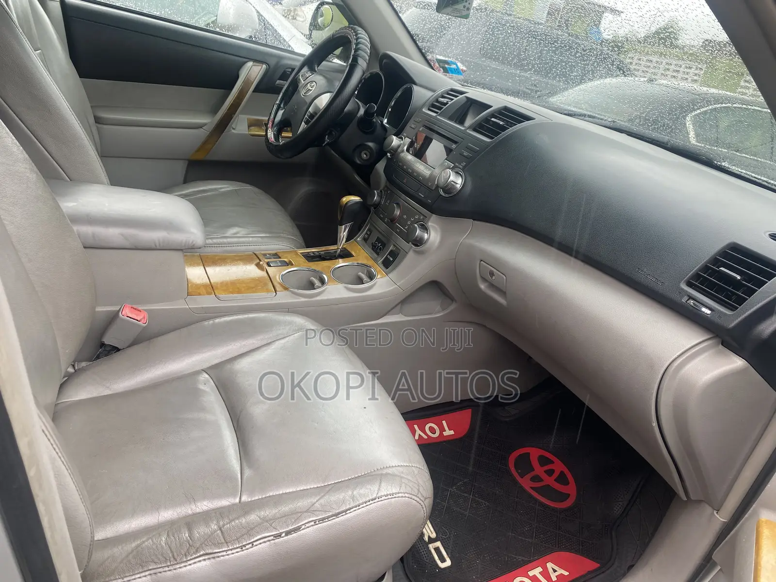 Toyota Highlander 2012 Silver