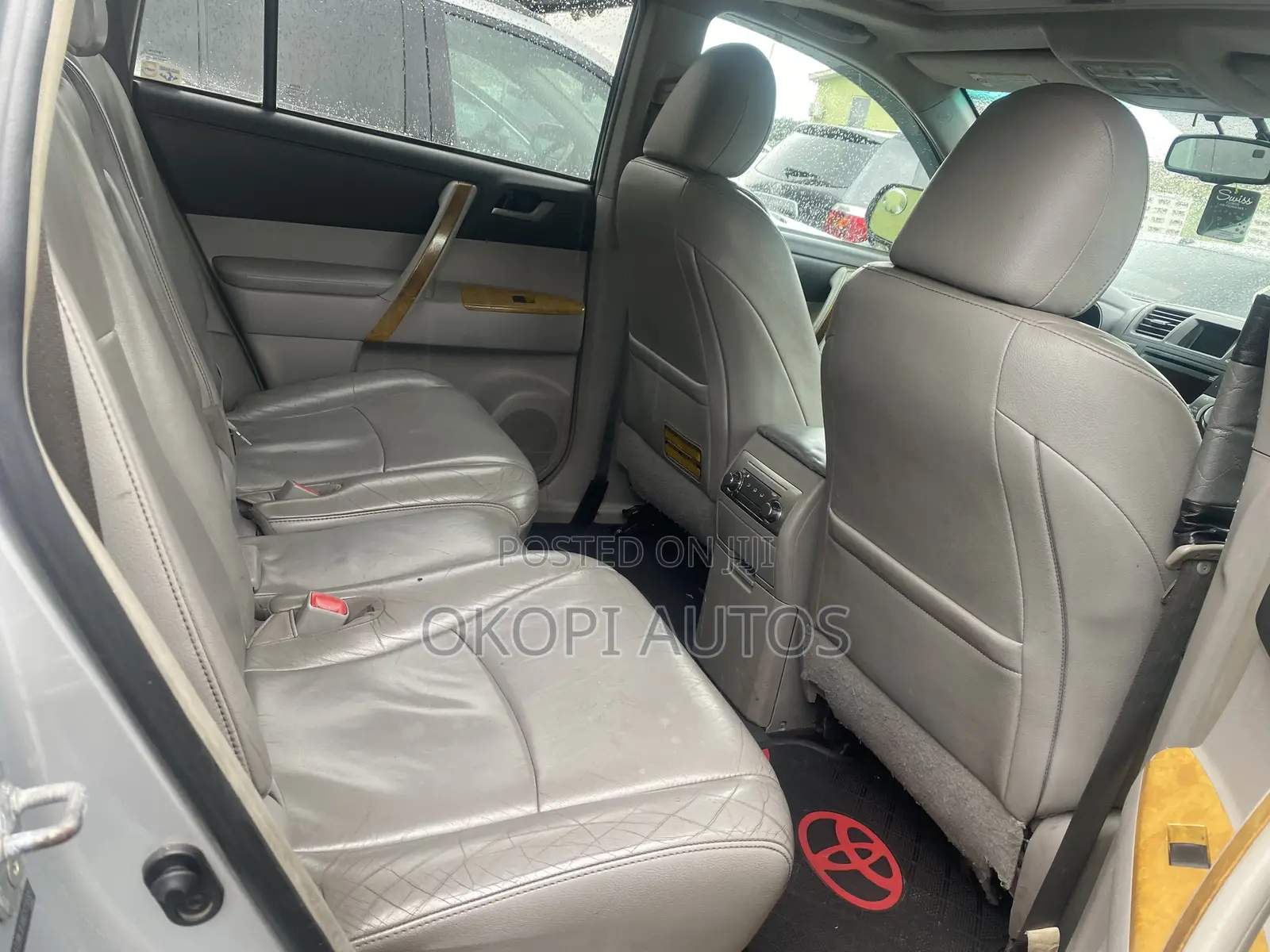 Toyota Highlander 2012 Silver