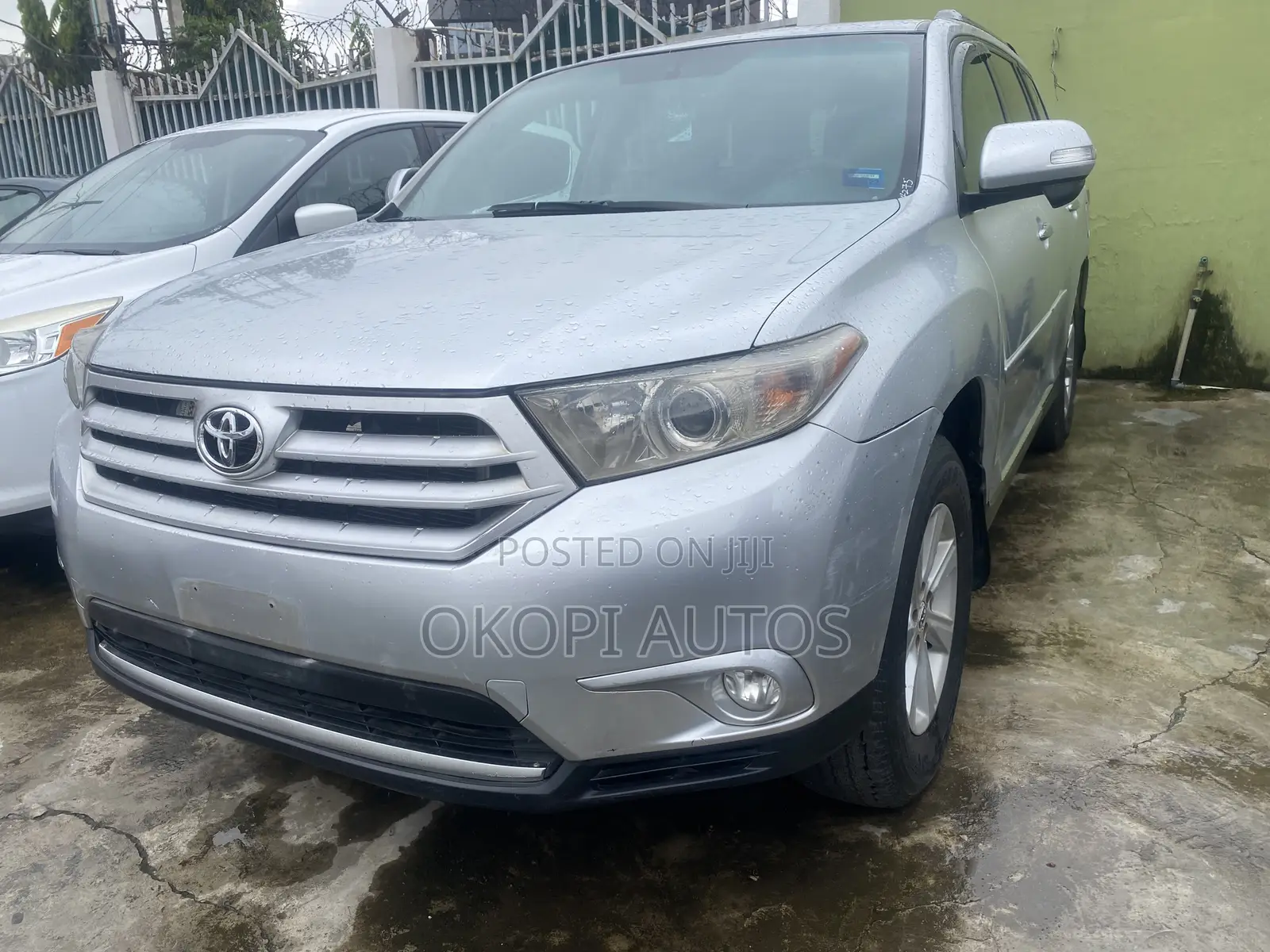 Toyota Highlander 2012 Silver