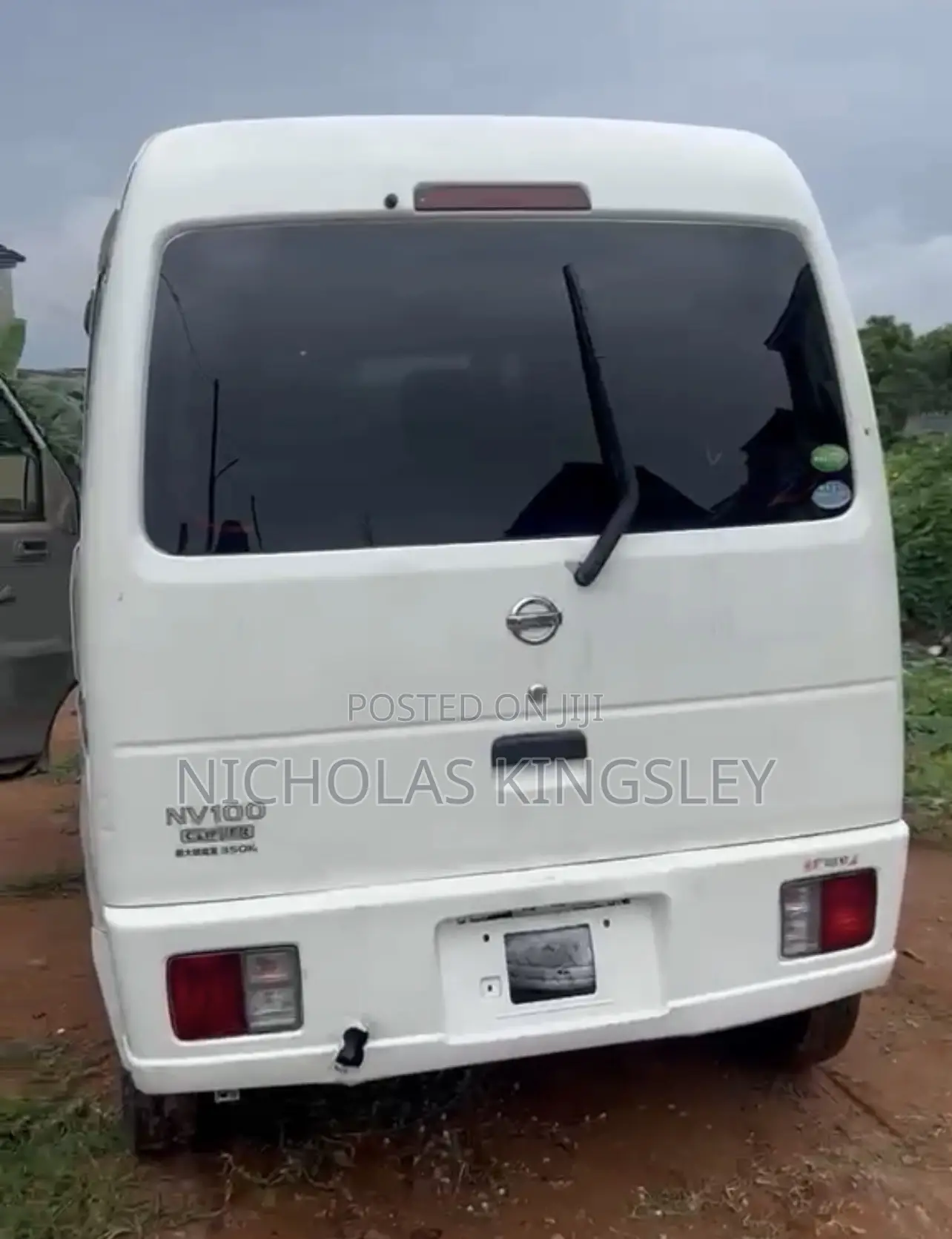 Suzuki APV Minibus 2012 White